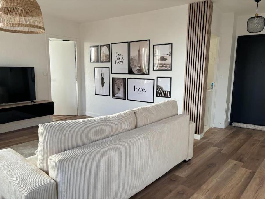 Appartement Cosy Au Coeur De La Ville Aurillac Esterno foto